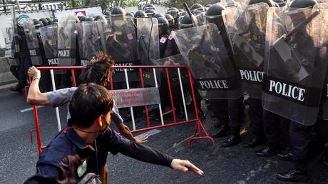 WATCH Thai police clash with opponents of military coup outside Myanmar’s embassy in Bangkok