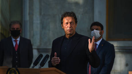 Pakistani leader Imran Khan quarantined at home after testing positive for Covid-19