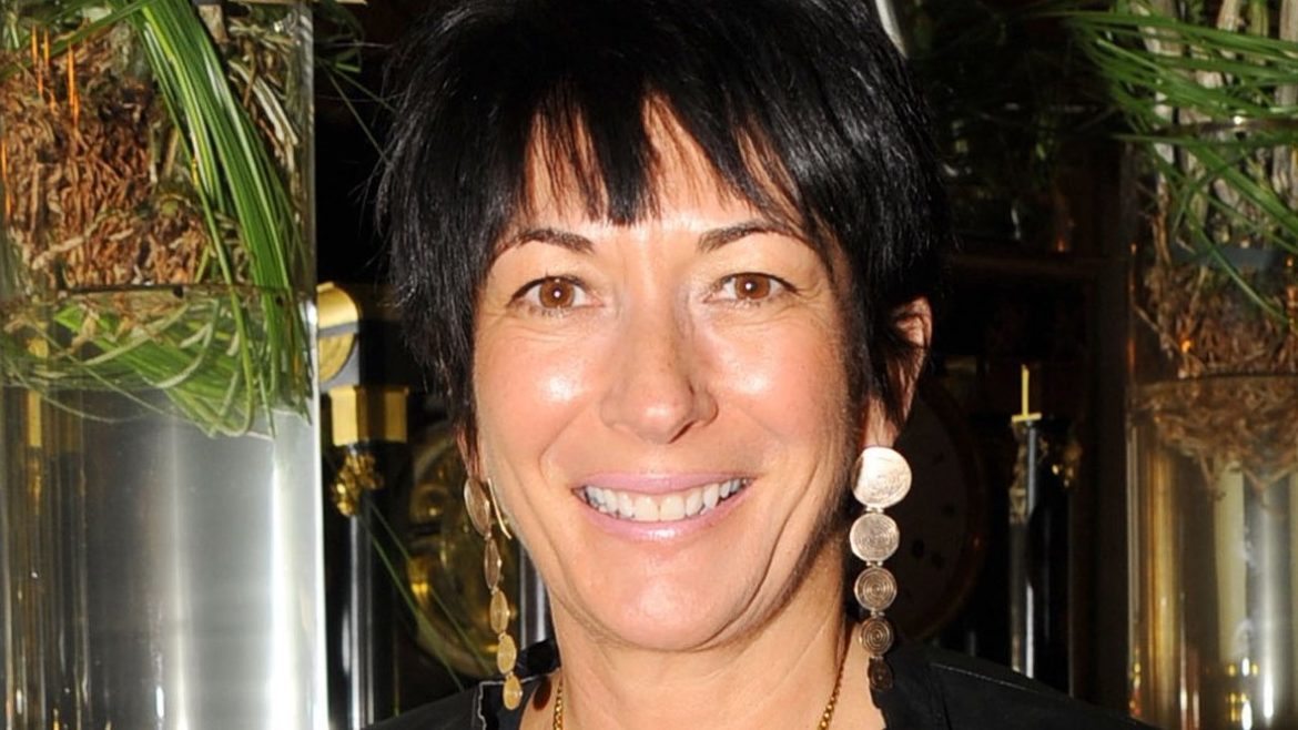Pilot spills the beans during the 8th day of Ghislaine Maxwell’s trial
