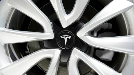 Tesla to recall 285k+ cars in China over faulty cruise control software – Beijing regulator