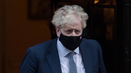 Johnson eyes Downing Street overhaul to avert ‘political death’ – media